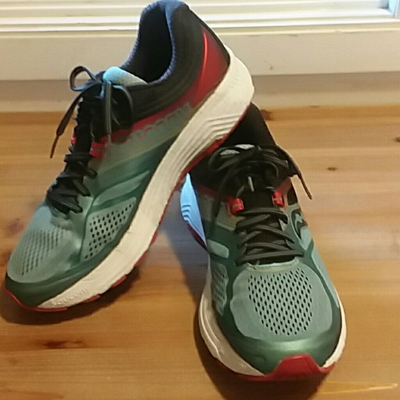 saucony guide 10 running shoe